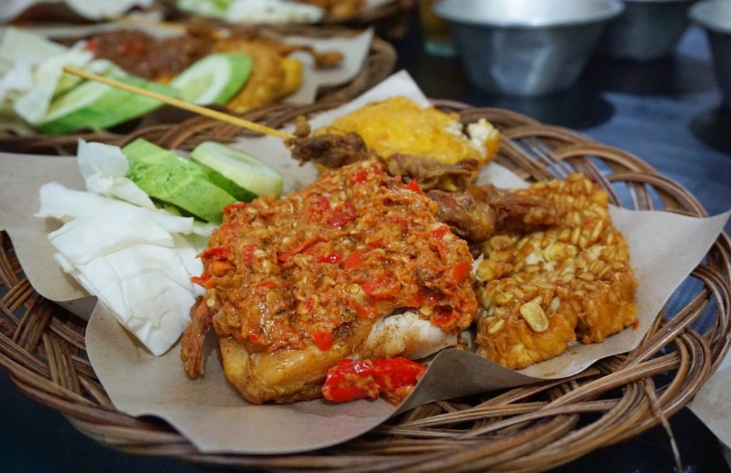 Ayam Geprek Pak Gembus